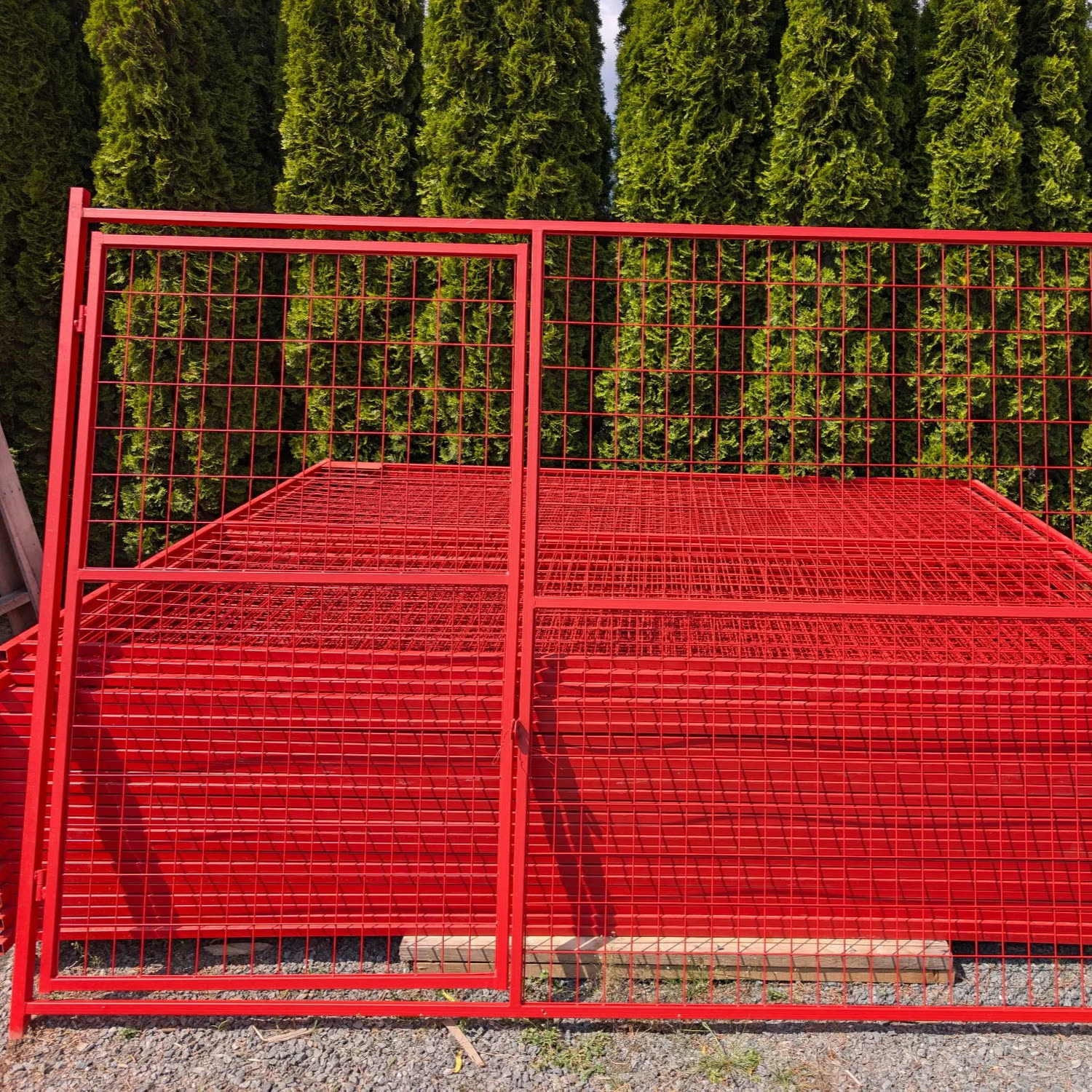 Clearline fence with gate